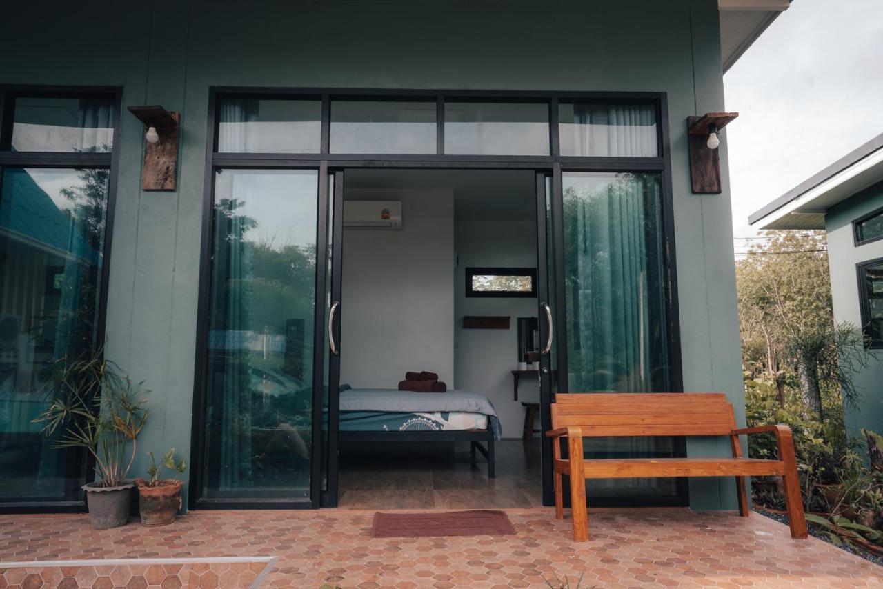 Hotel Baan Laanta@Lanta Ko Lanta Esterno foto
